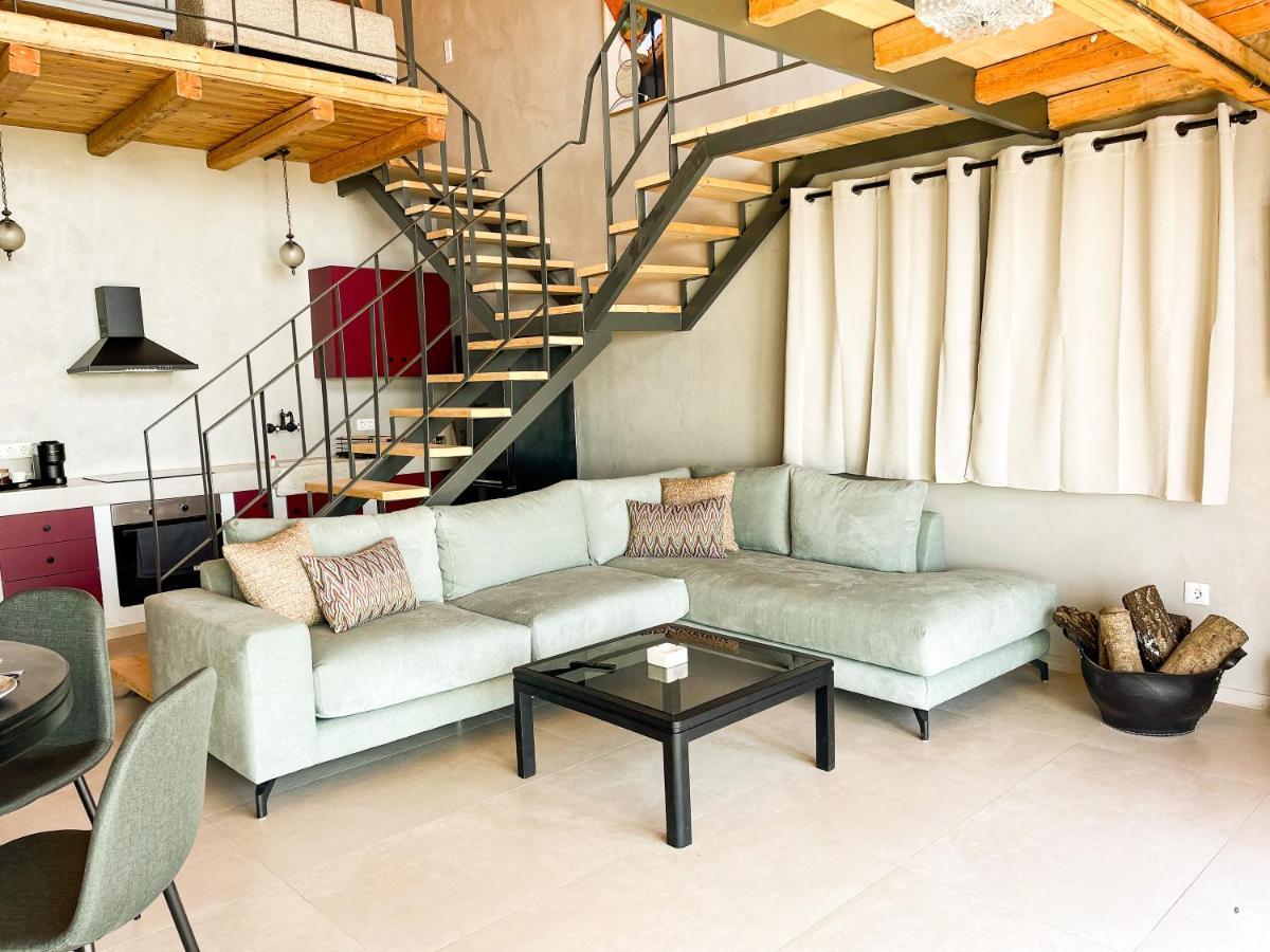 Modern Stone Villas With Swimming Pool Aliveri Ngoại thất bức ảnh